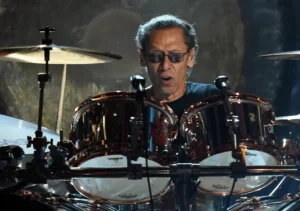 The Real Reason Alex Van Halen Didn’t Want a Tell-All: ‘Throwing Dirt Is Endless’